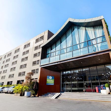 Surestay By Best Western Iconic Ari-Jatujak Банкок Екстериор снимка